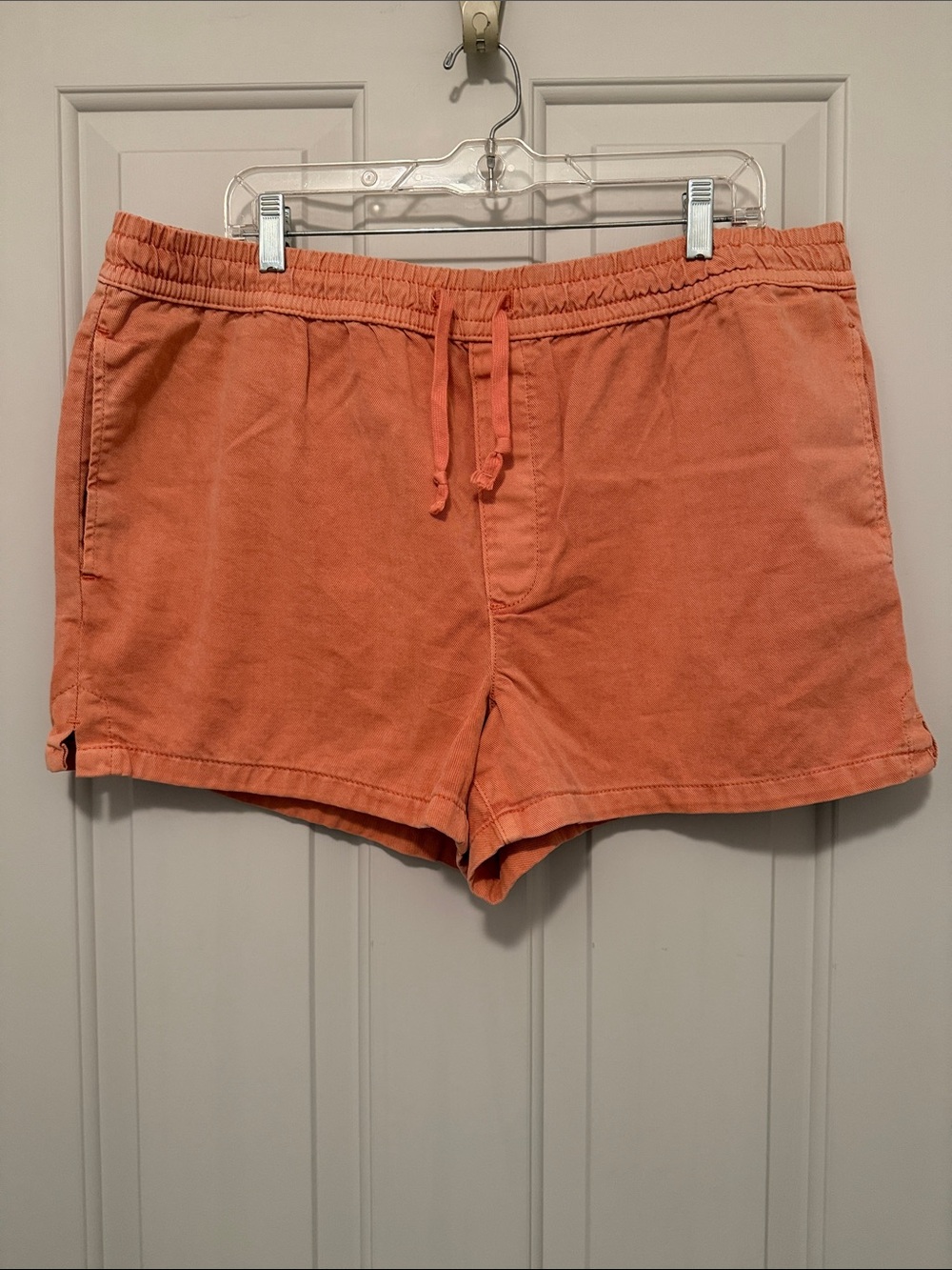GAP Women's Coral Drawstring Athletic Shorts